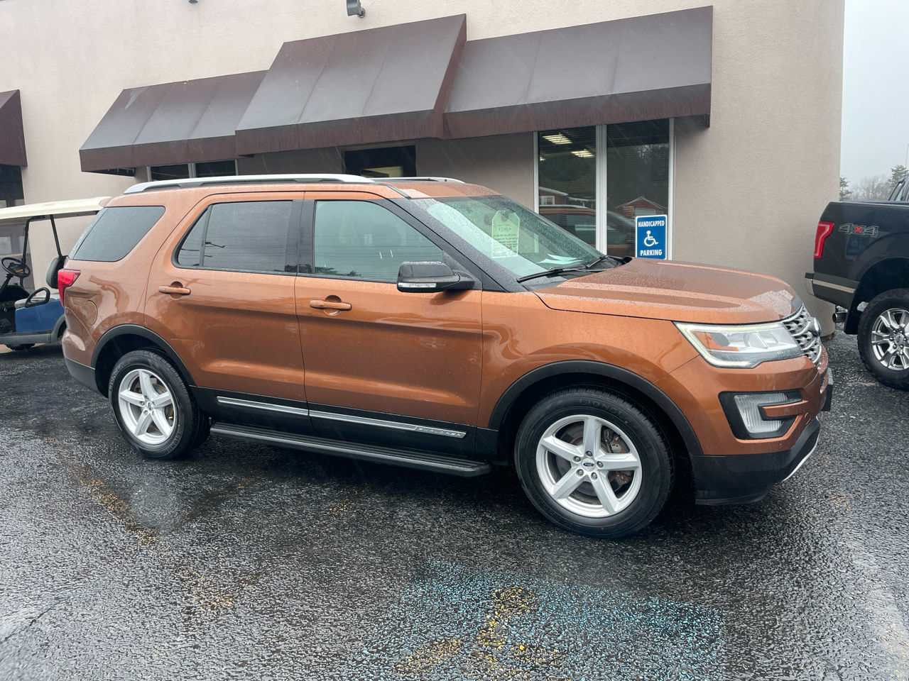 Ford Explorer XLT 4WD 2017