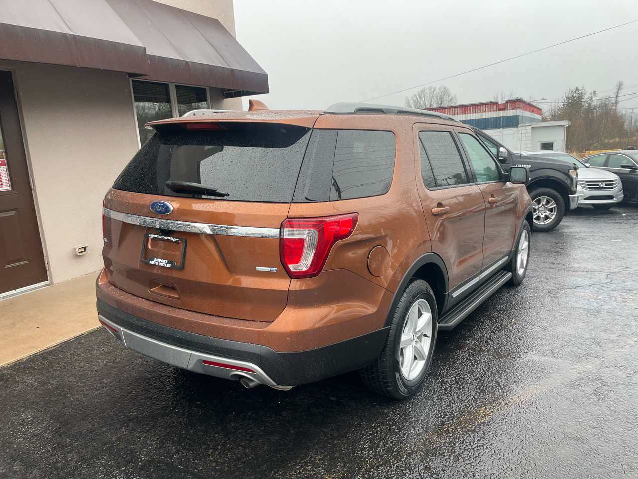 Ford Explorer XLT 4WD 2017