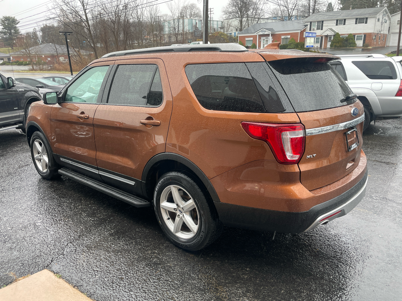 Ford Explorer XLT 4WD 2017