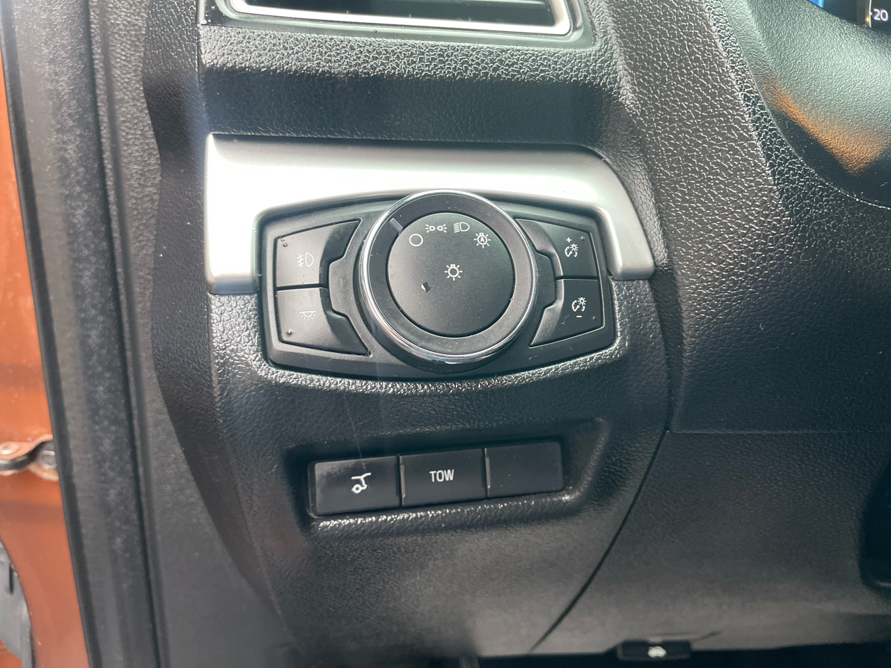 Ford Explorer XLT 4WD 2017