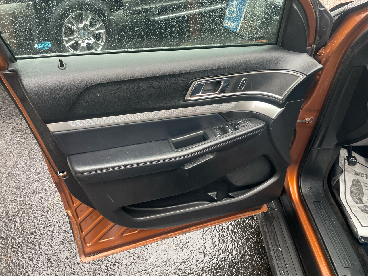 Ford Explorer XLT 4WD 2017