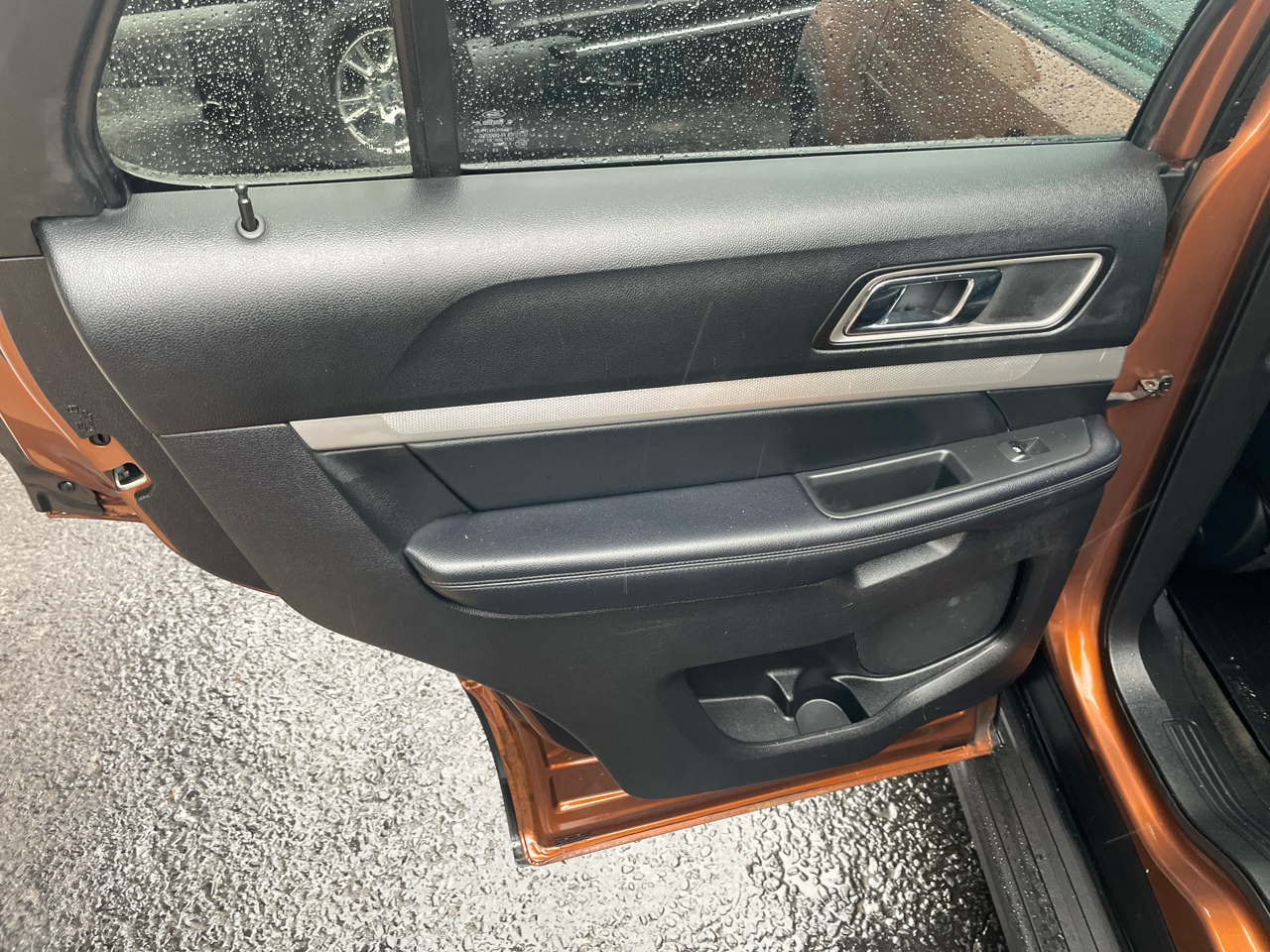 Ford Explorer XLT 4WD 2017