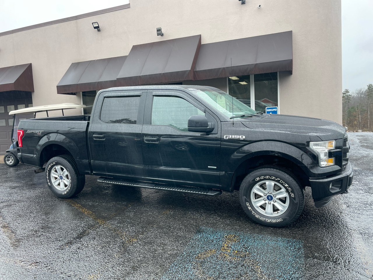 Ford F-150 XLT SuperCrew 5.5-ft. Bed 4WD 2016
