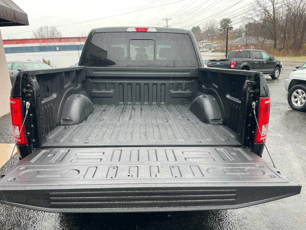 Ford F-150 XLT SuperCrew 5.5-ft. Bed 4WD 2016