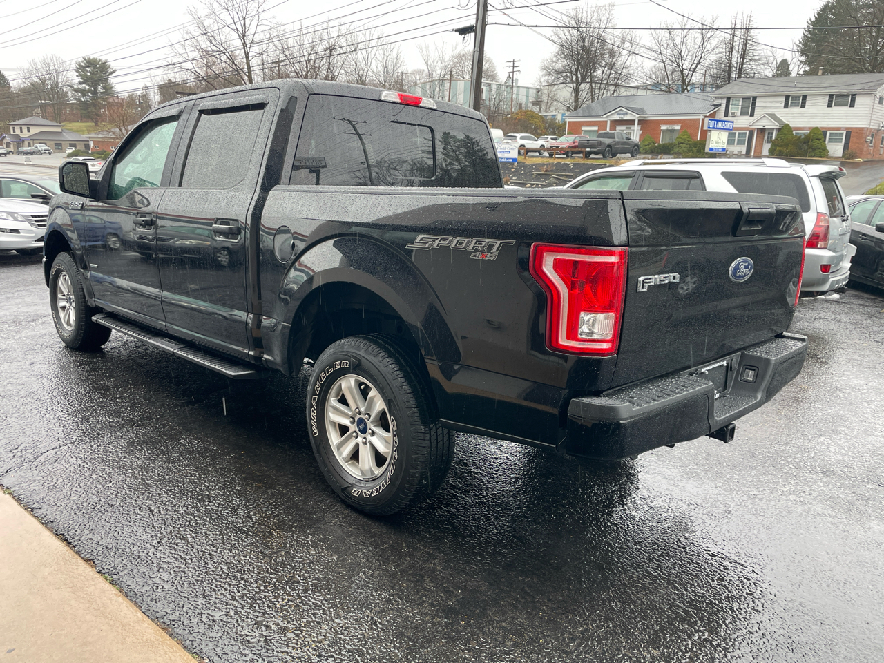 Ford F-150 XLT SuperCrew 5.5-ft. Bed 4WD 2016