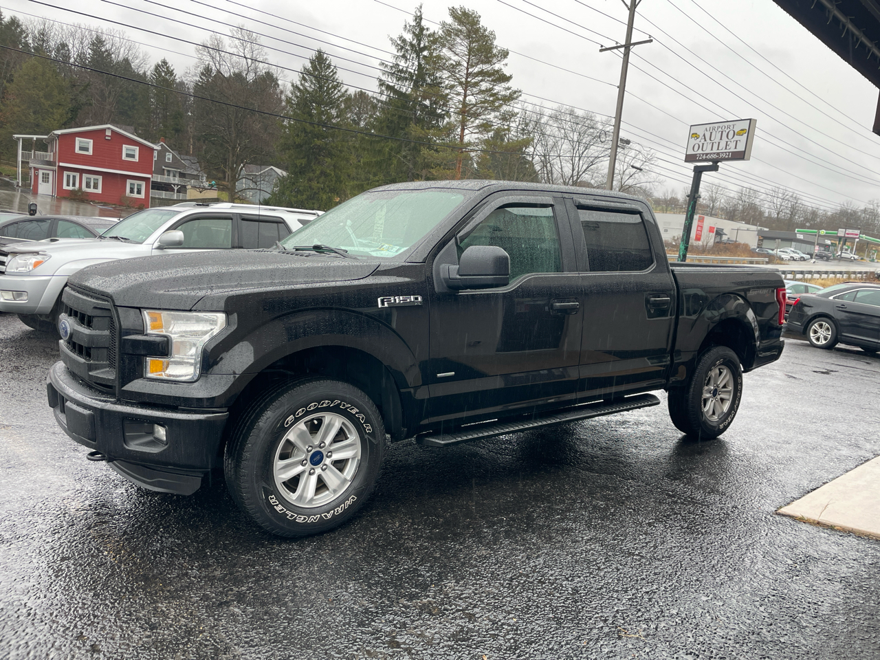 Ford F-150 XLT SuperCrew 5.5-ft. Bed 4WD 2016