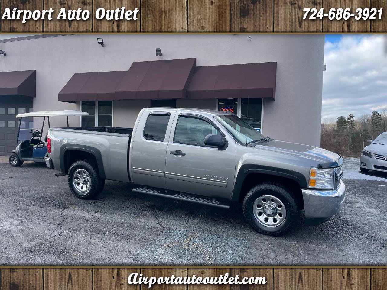 2012 Chevrolet Silverado 1500 4dr Ext Cab 143.5" WB 4WD