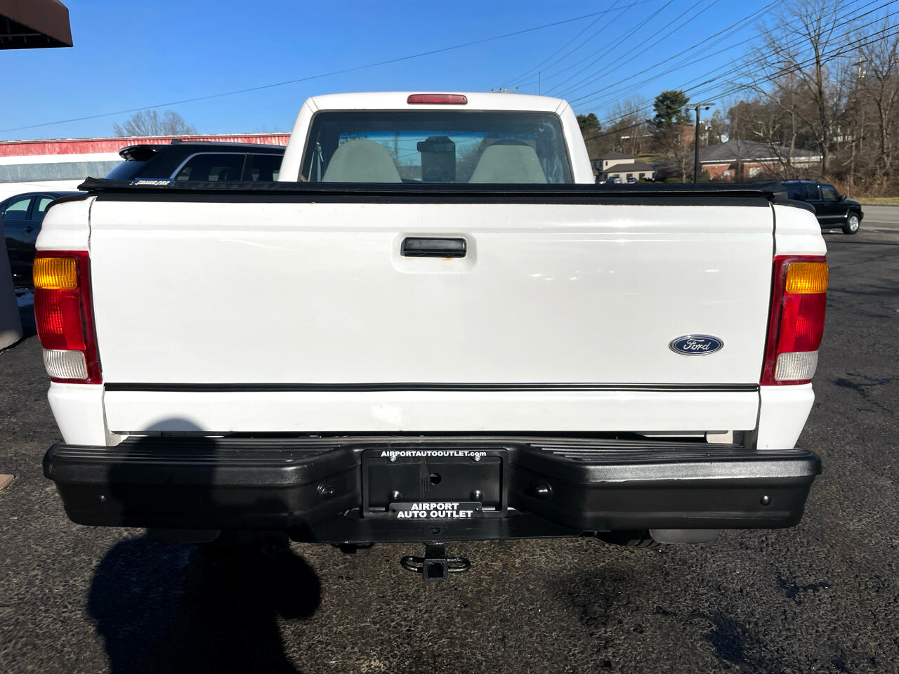 Ford Ranger XL Reg. Cab Short Bed 4WD 1998