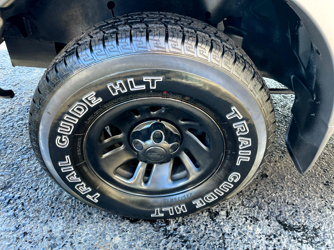 Ford Ranger XL Reg. Cab Short Bed 4WD 1998