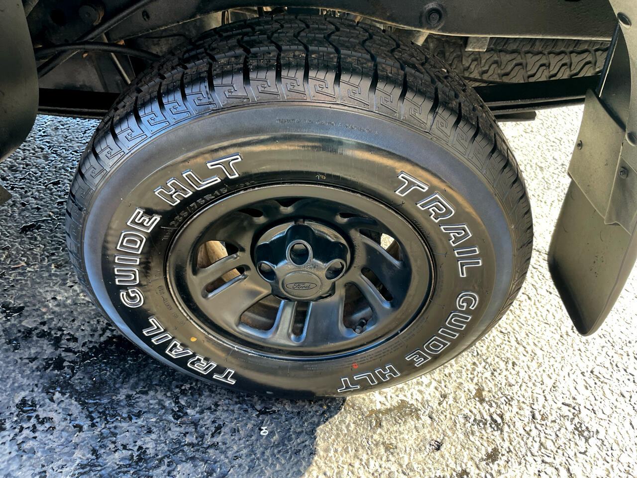 Ford Ranger XL Reg. Cab Short Bed 4WD 1998