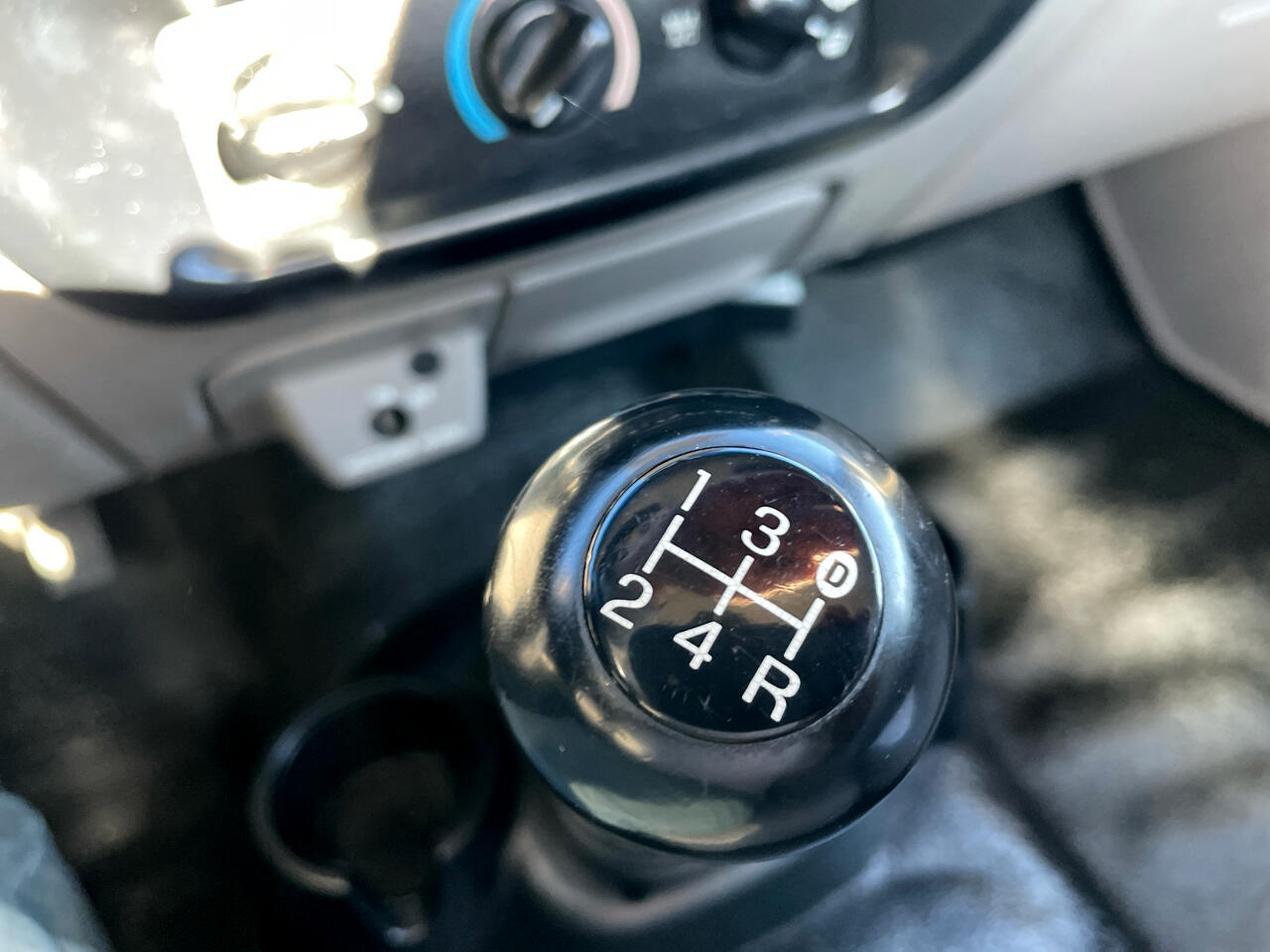 Ford Ranger XL Reg. Cab Short Bed 4WD 1998