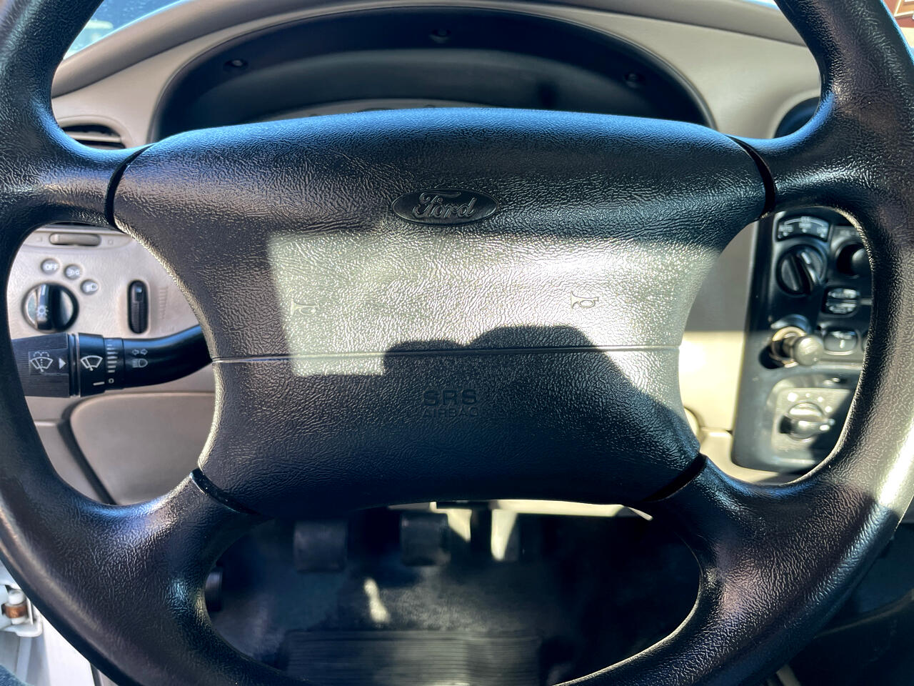 Ford Ranger XL Reg. Cab Short Bed 4WD 1998