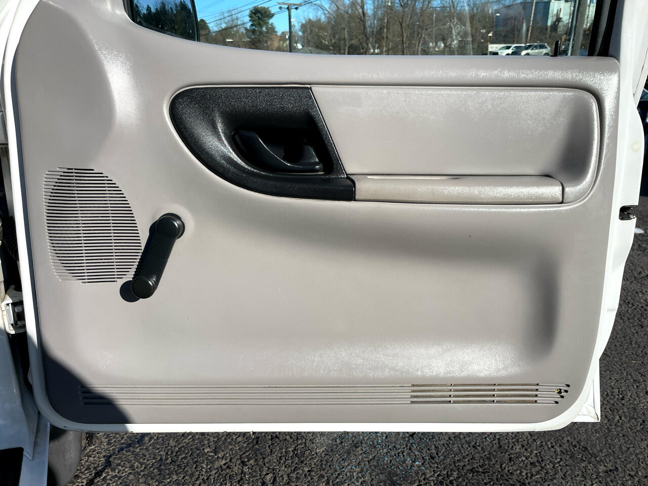 Ford Ranger XL Reg. Cab Short Bed 4WD 1998