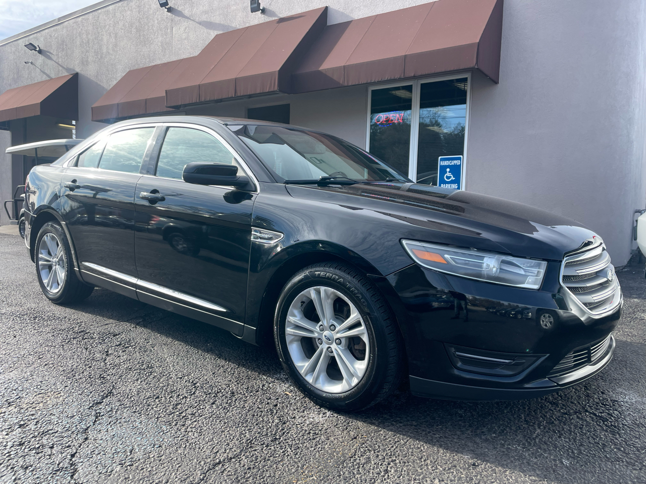 Ford Taurus SEL AWD 2016