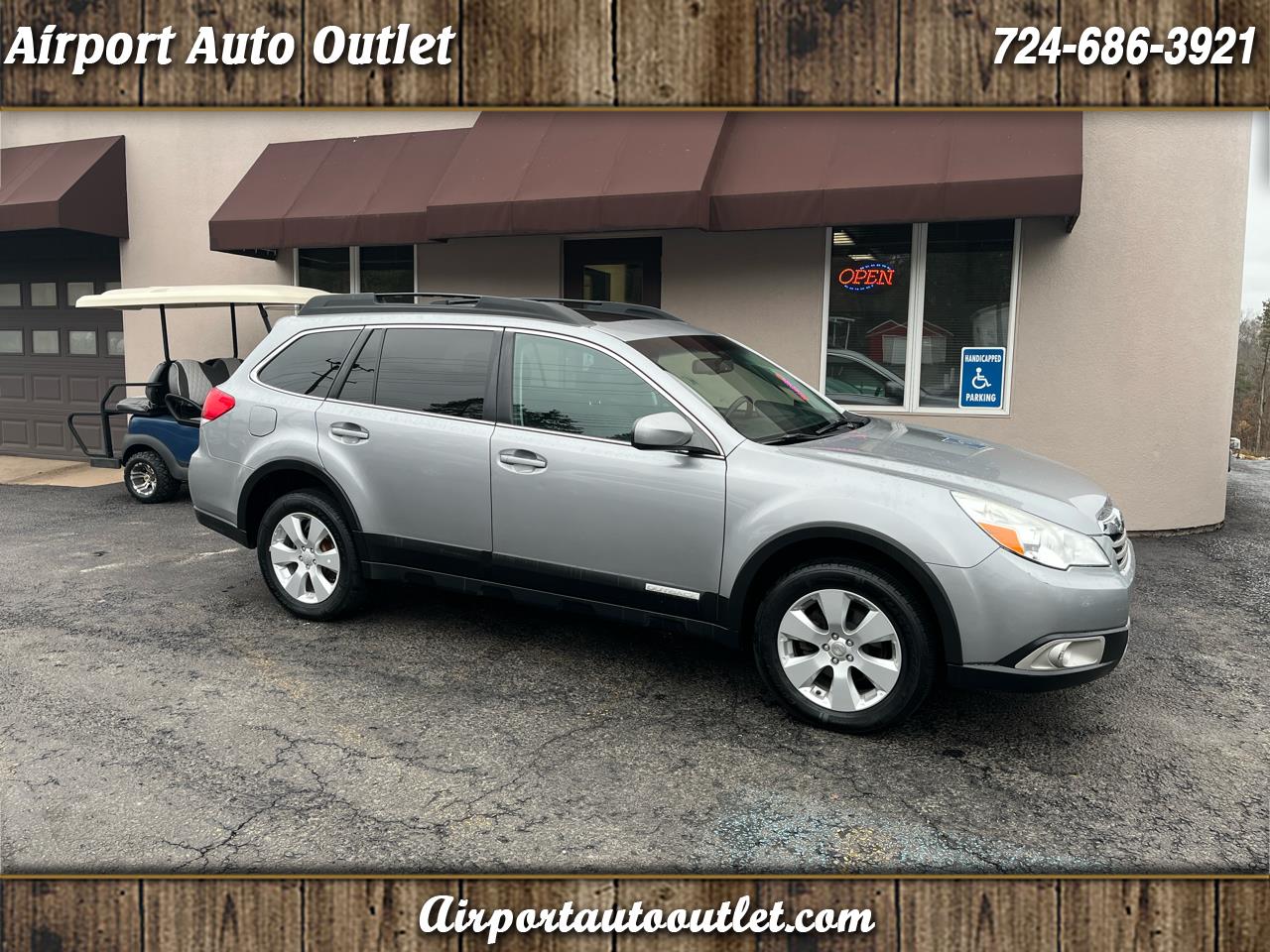 2010 Subaru Outback I Limited's photo