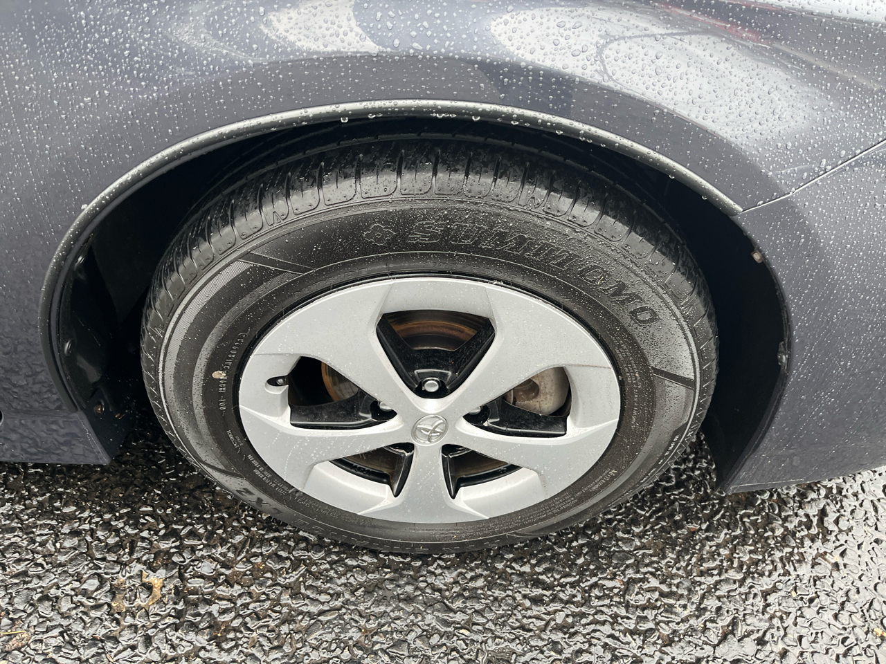 Toyota Prius Prius V 2012