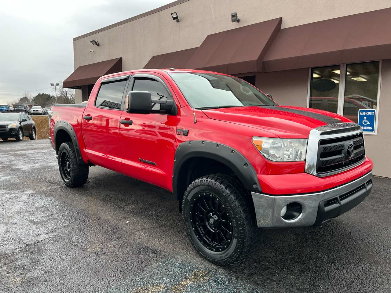 Toyota Tundra Tundra-Grade CrewMax 5.7L FFV 4WD 2013