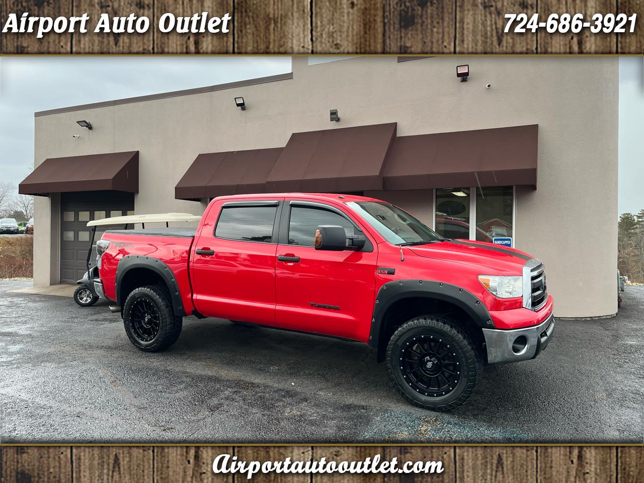 Toyota Tundra Tundra-Grade CrewMax 5.7L FFV 4WD 2013