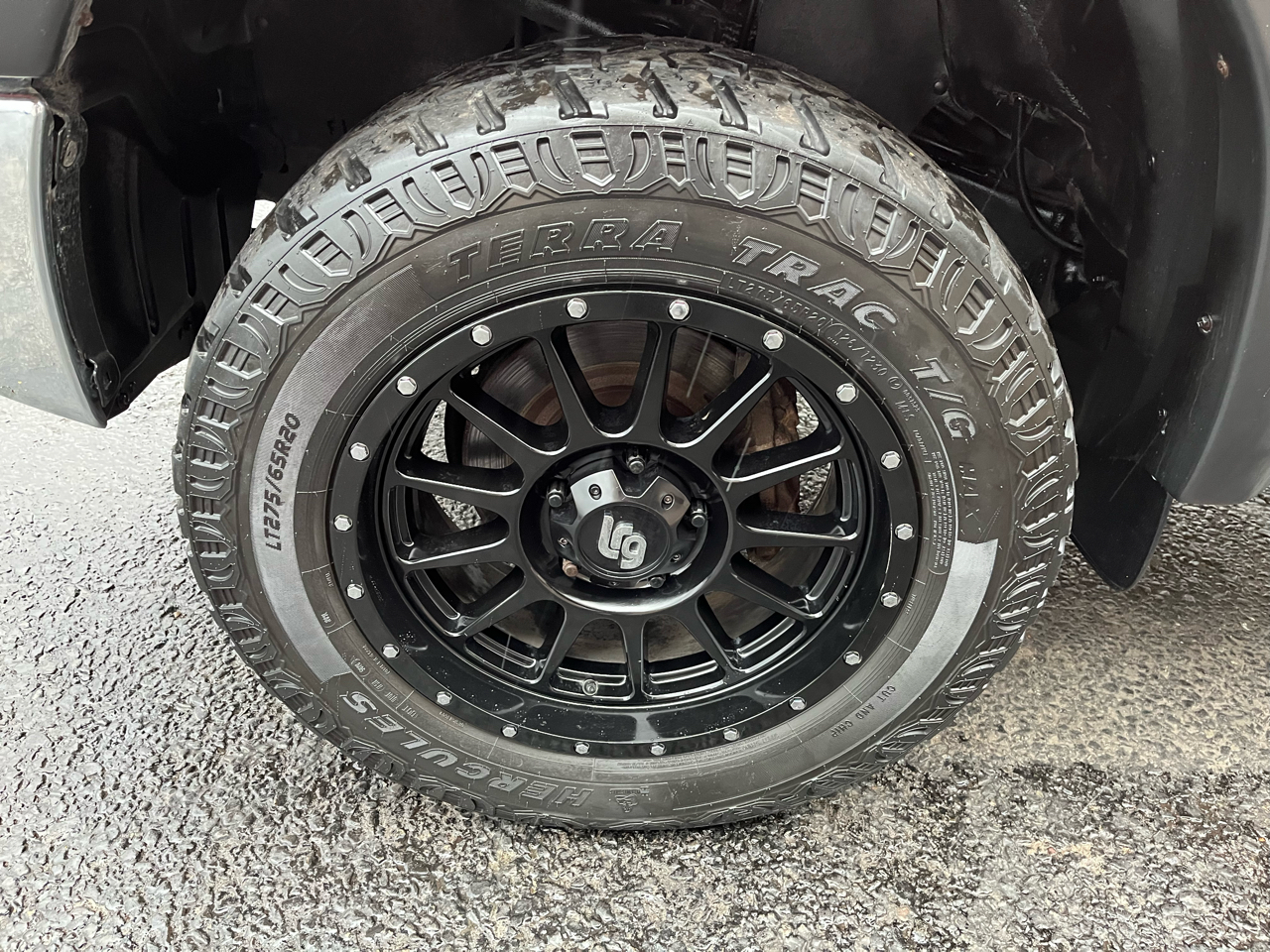 Toyota Tundra Tundra-Grade CrewMax 5.7L FFV 4WD 2013