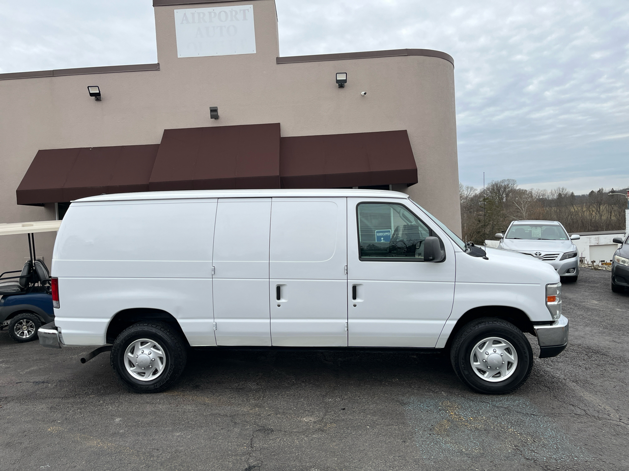 Ford Econoline E-250 2013