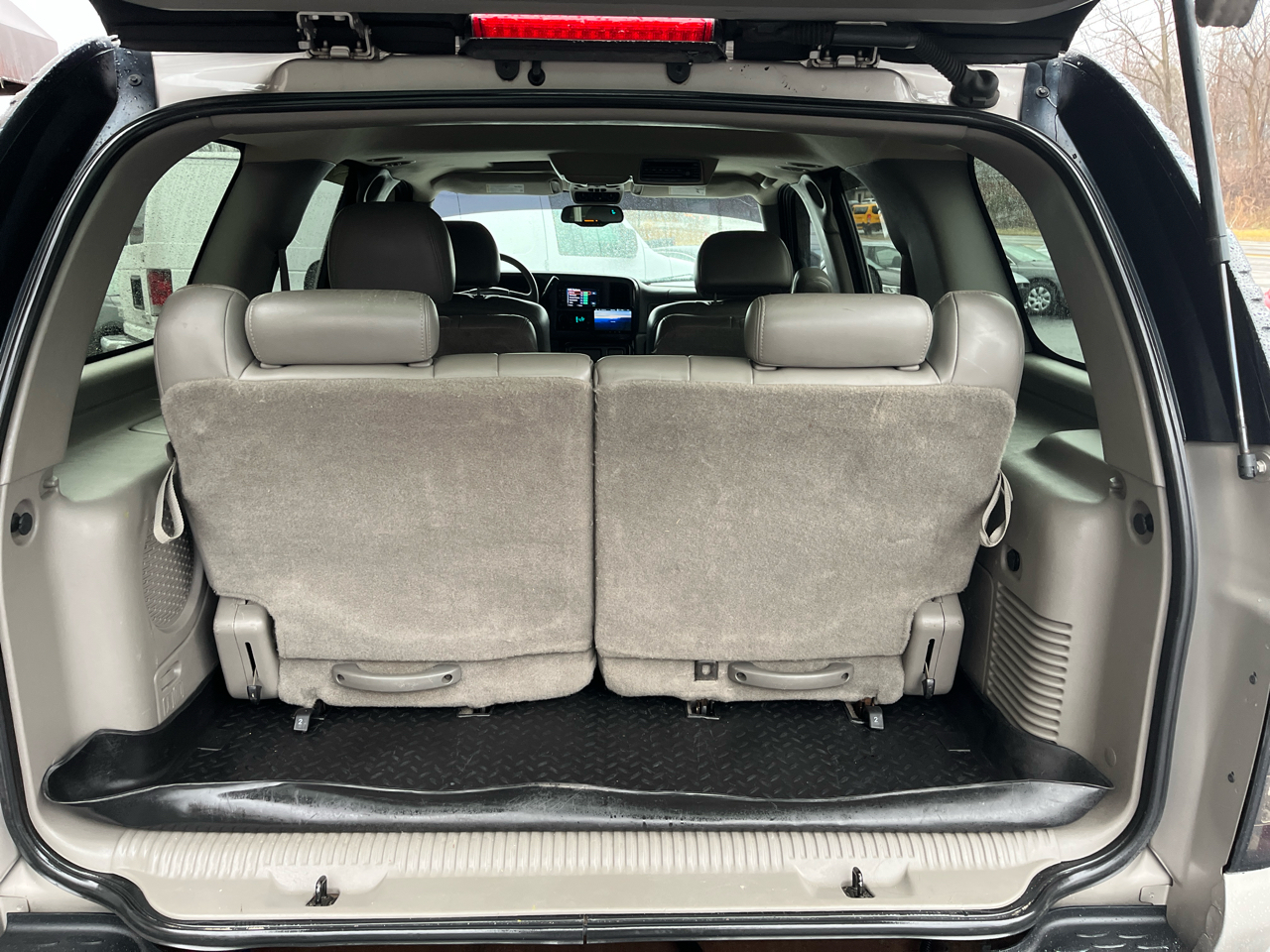 GMC Yukon Denali AWD 2004