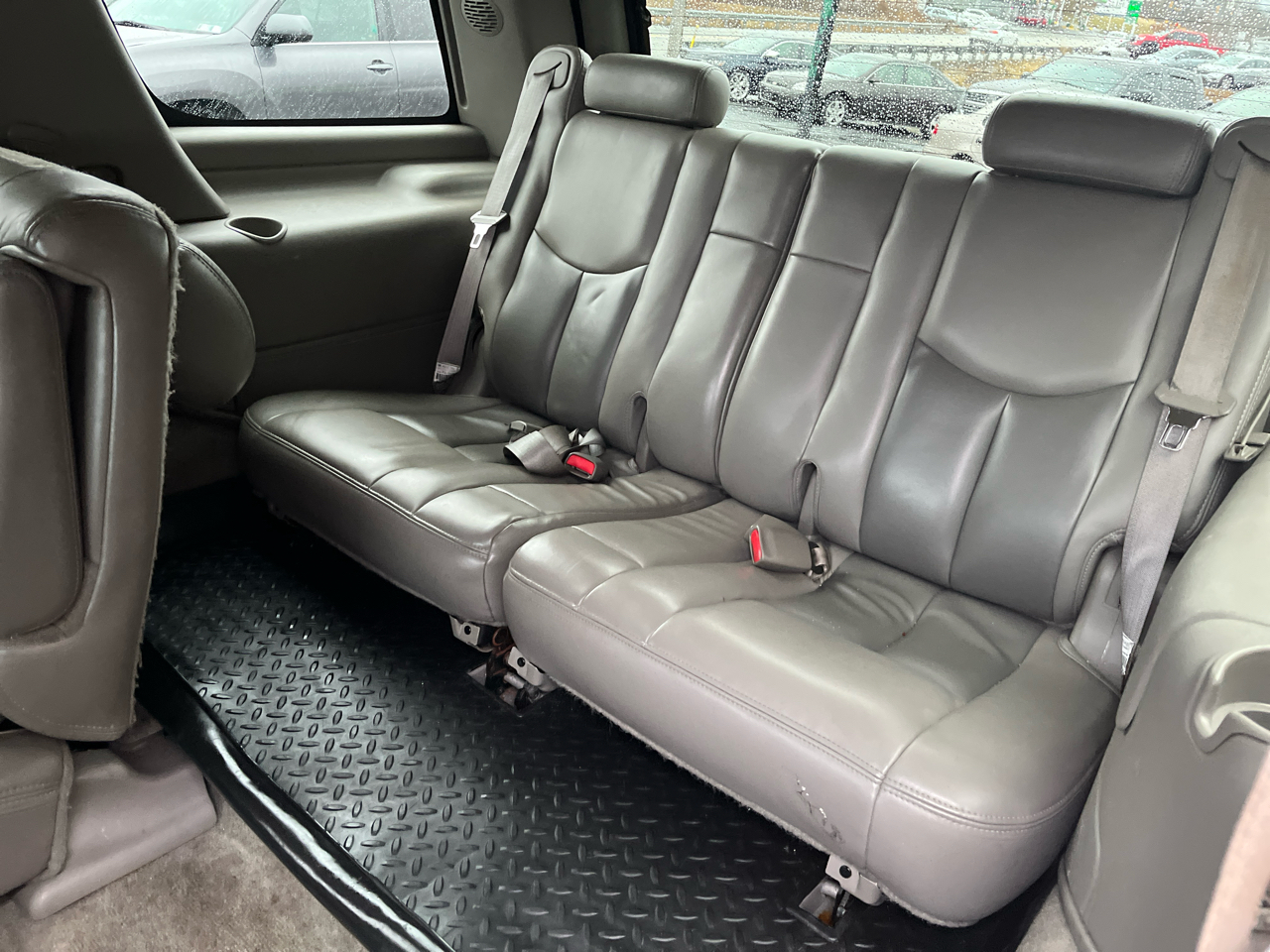 GMC Yukon Denali AWD 2004
