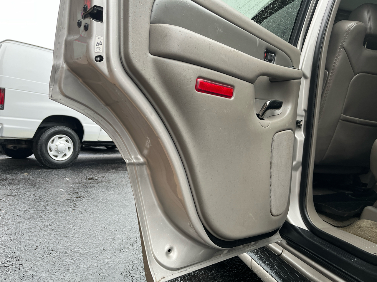 GMC Yukon Denali AWD 2004