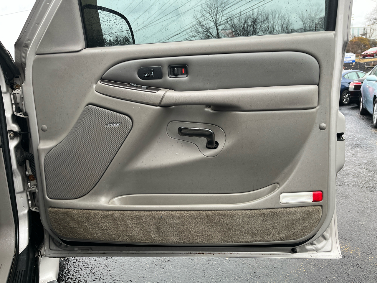 GMC Yukon Denali AWD 2004