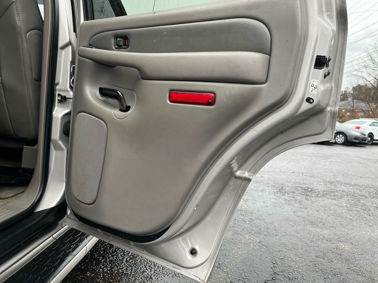 GMC Yukon Denali AWD 2004