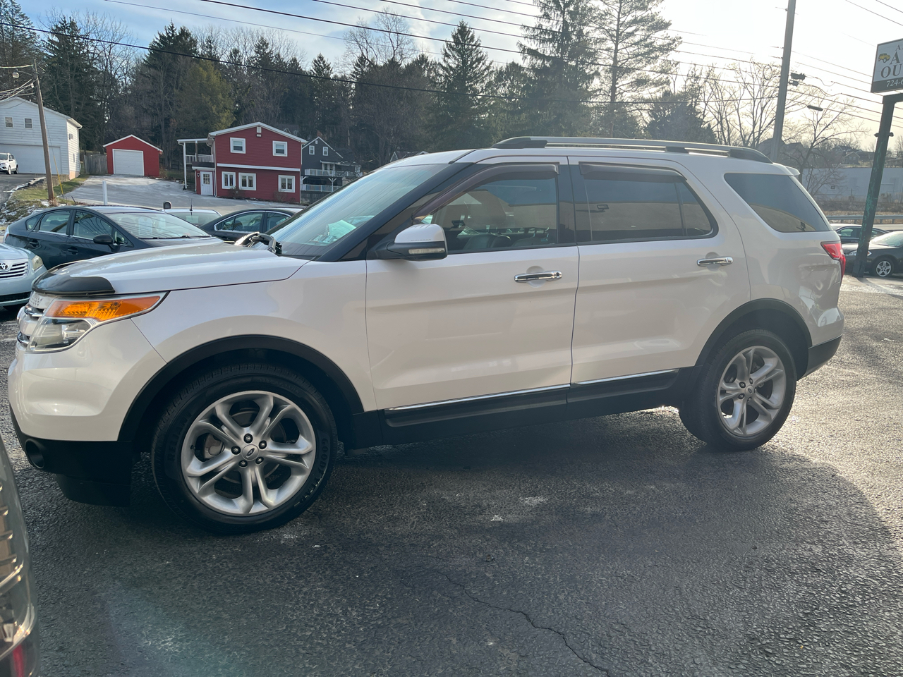 Ford Explorer Limited 4WD 2012
