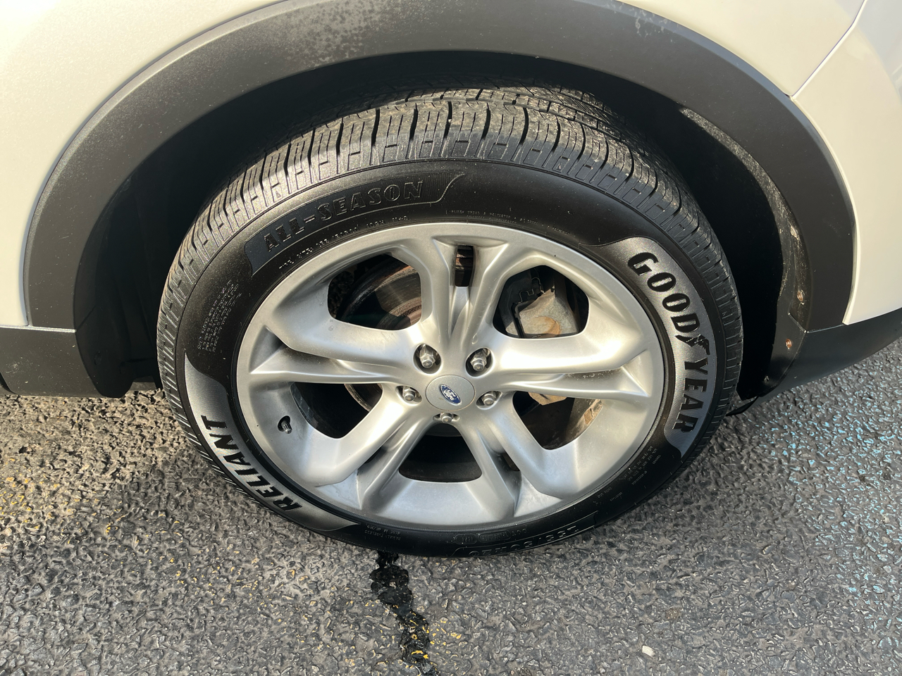 Ford Explorer Limited 4WD 2012