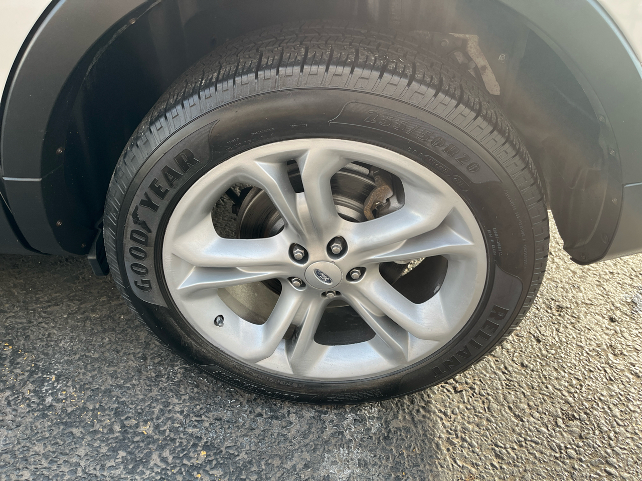 Ford Explorer Limited 4WD 2012