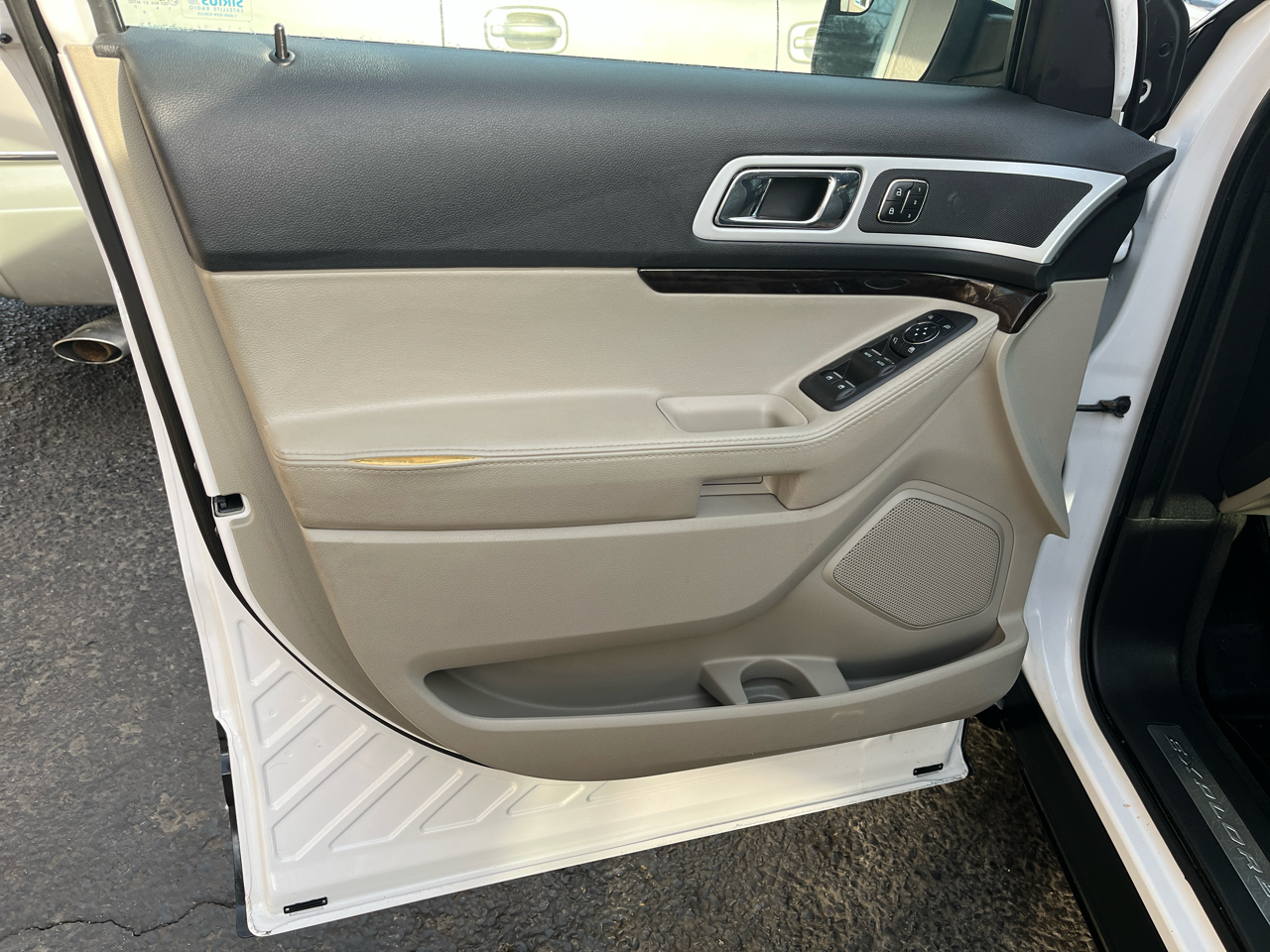 Ford Explorer Limited 4WD 2012