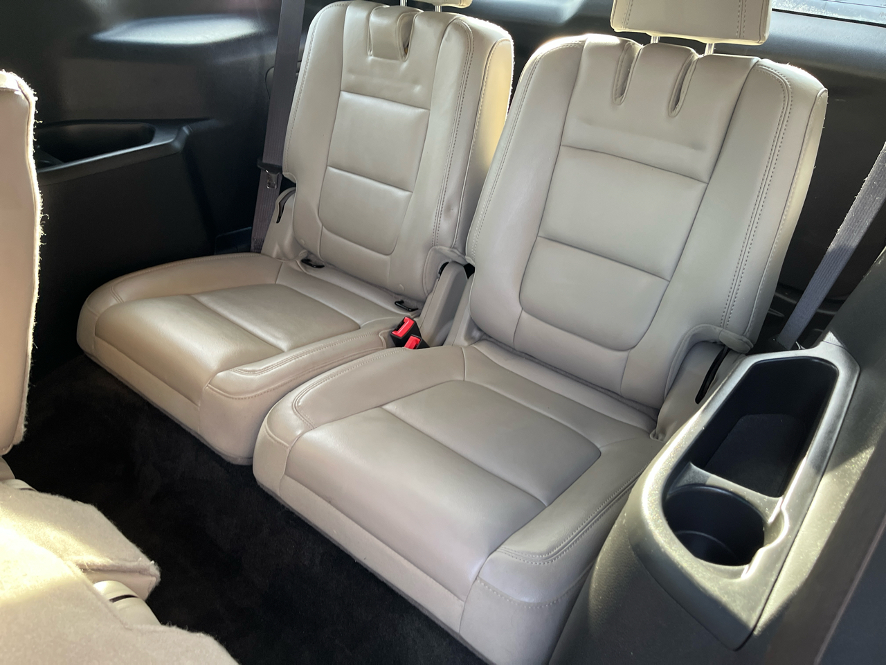 Ford Explorer Limited 4WD 2012