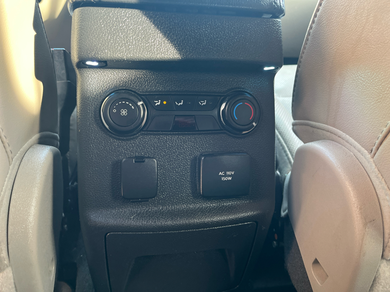 Ford Explorer Limited 4WD 2012