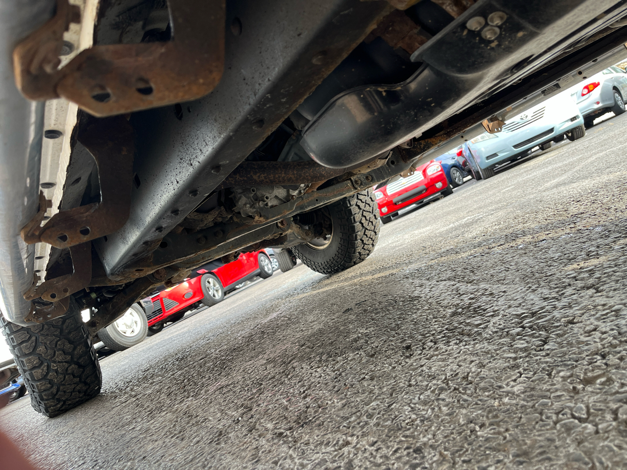 Toyota Tundra Tundra-Grade 5.7L Double Cab 4WD 2011