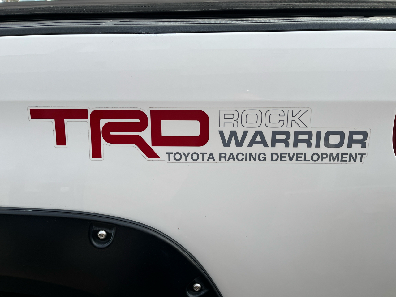 Toyota Tundra Tundra-Grade 5.7L Double Cab 4WD 2011