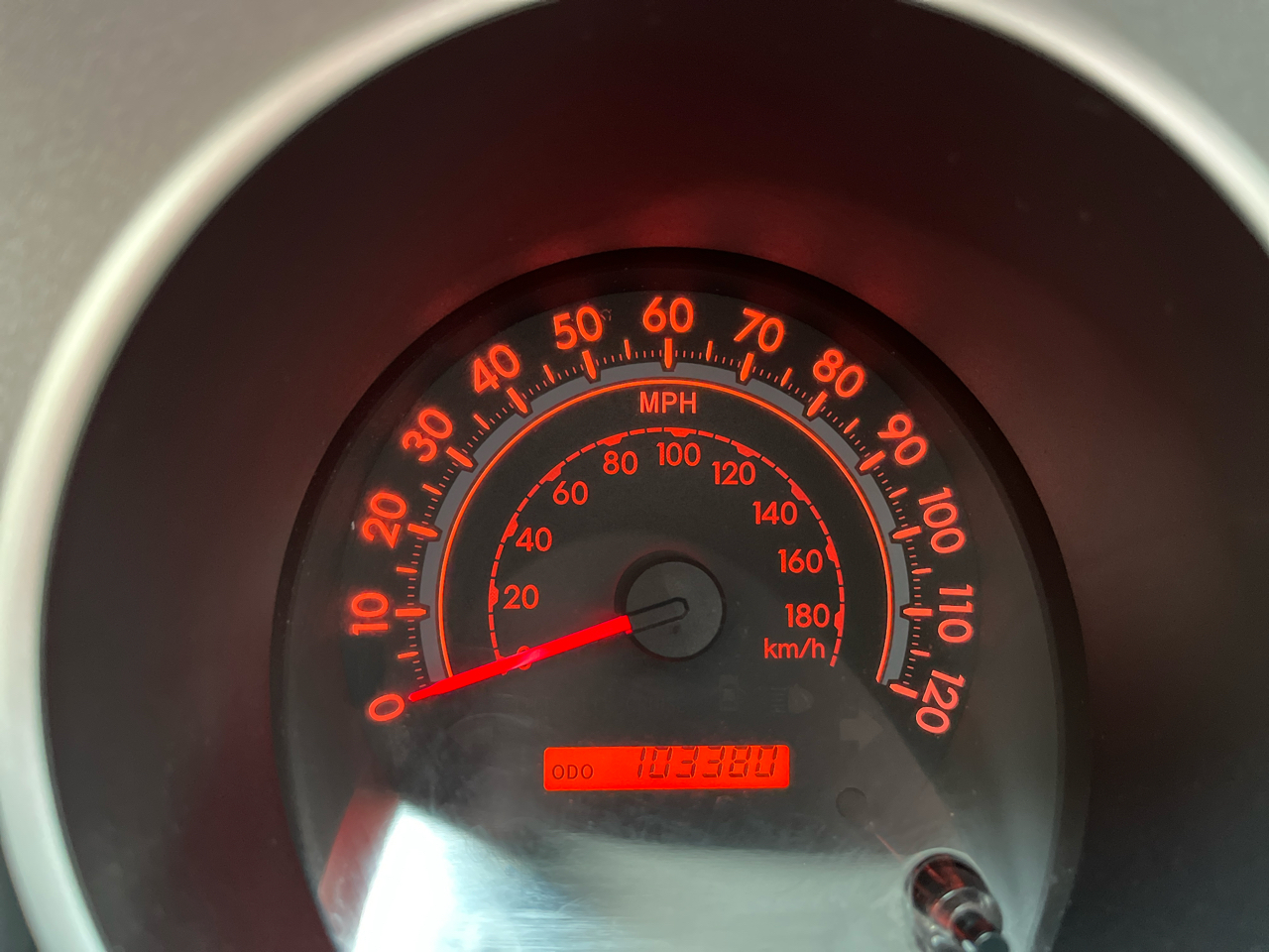 Toyota Tundra Tundra-Grade 5.7L Double Cab 4WD 2011