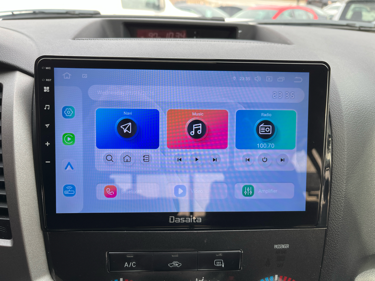 Toyota Tundra Tundra-Grade 5.7L Double Cab 4WD 2011