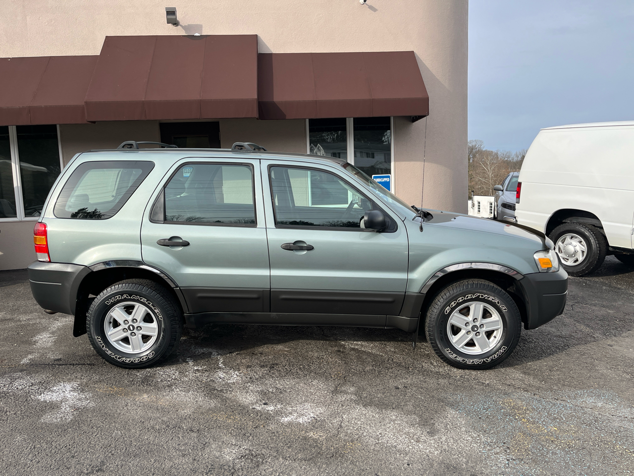 Ford Escape XLS 4WD 2005