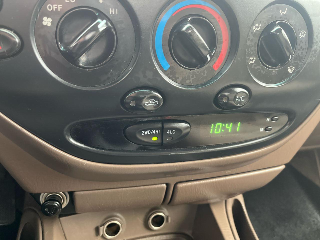 Toyota Tundra SR5 Access Cab 4WD 2003