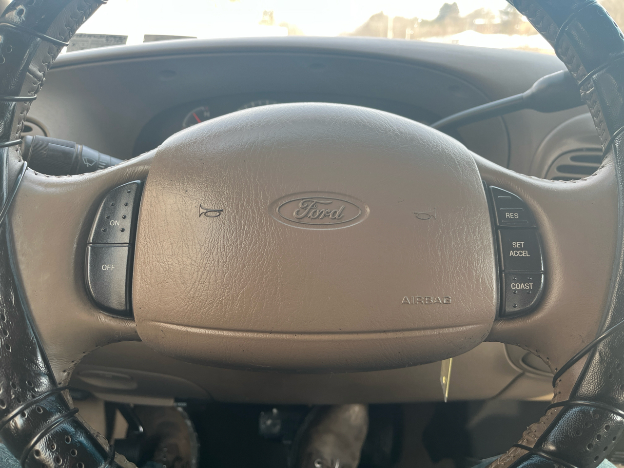 Ford F-150 XLT 4WD SuperCab 6.5' Box 2002