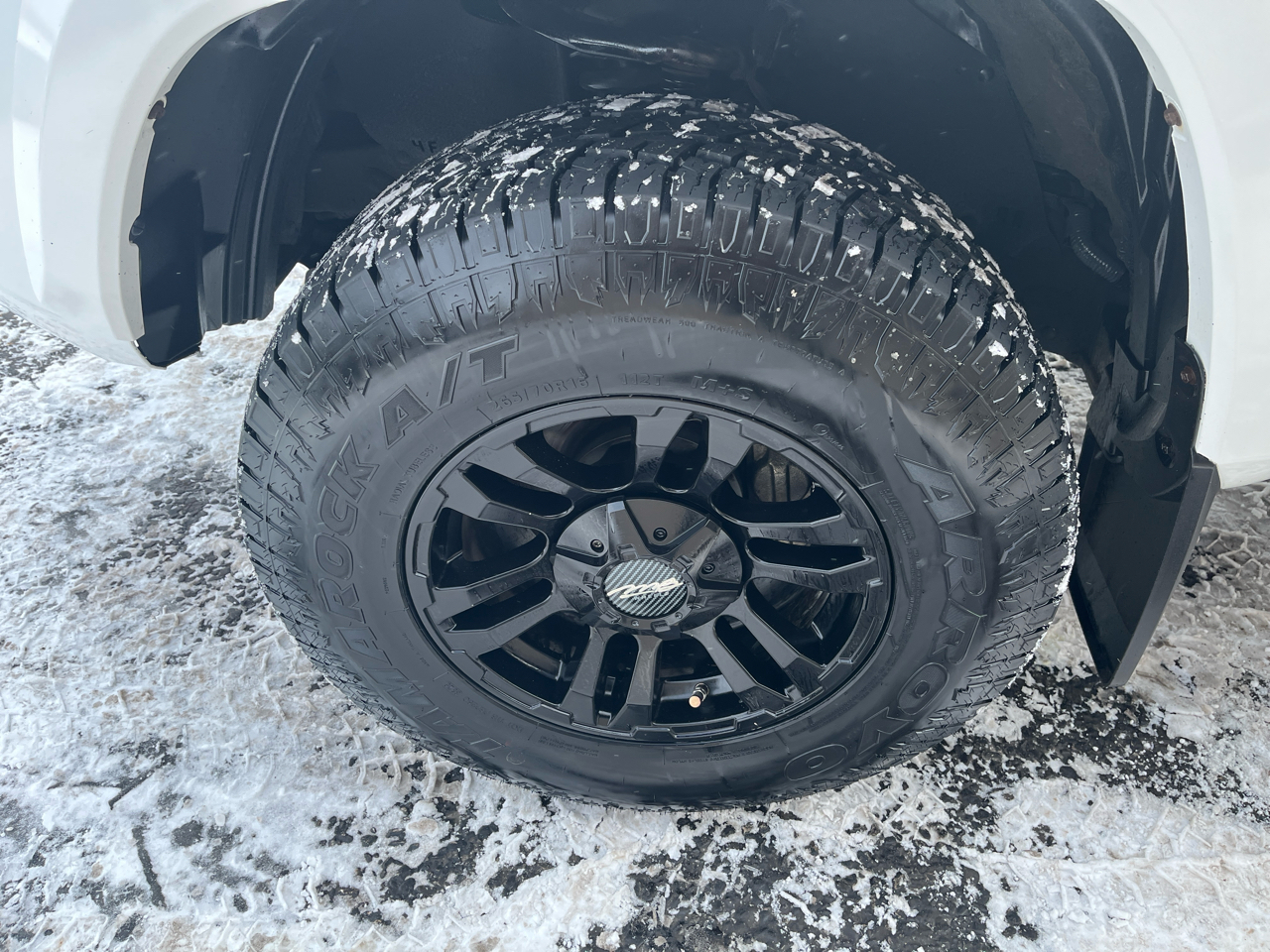 Toyota Tacoma SR5 Double Cab Super Long Bed V6 6AT 4WD 2016