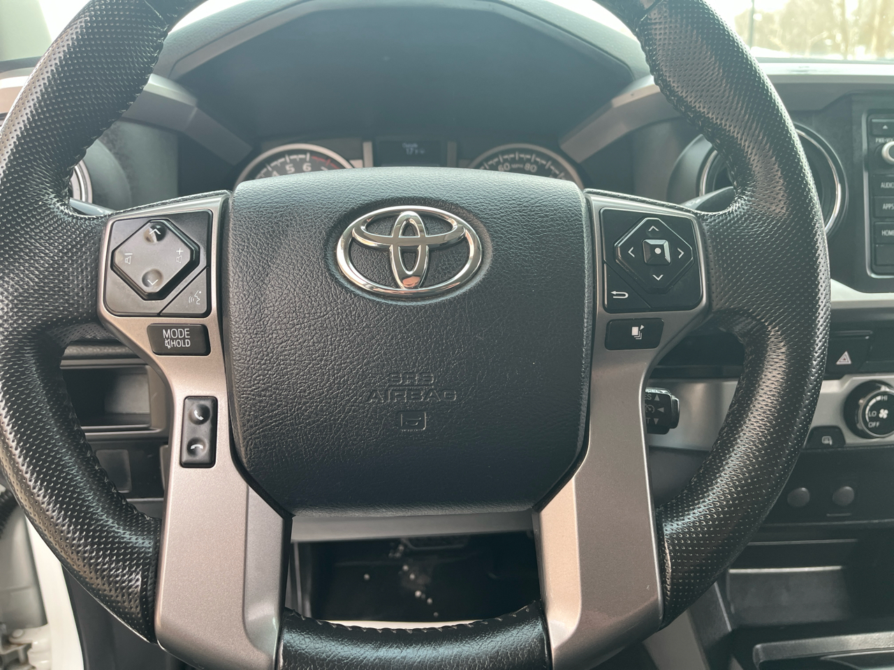 Toyota Tacoma SR5 Double Cab Super Long Bed V6 6AT 4WD 2016