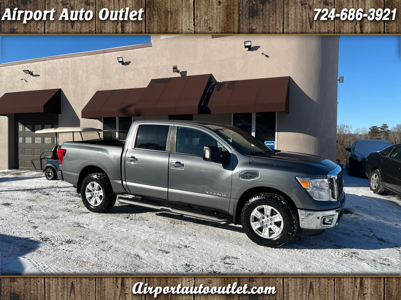 Nissan Titan 4x4 Crew Cab SV 2017