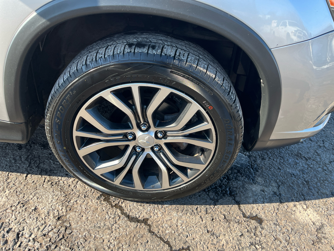 Mitsubishi Outlander Sport 2.0 ES 5M 2018