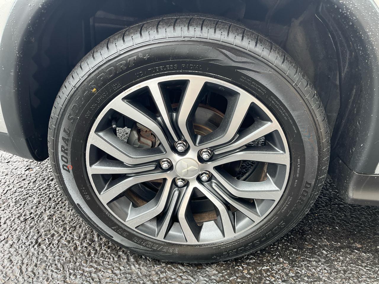 Mitsubishi Outlander Sport 2.0 ES 5M 2018