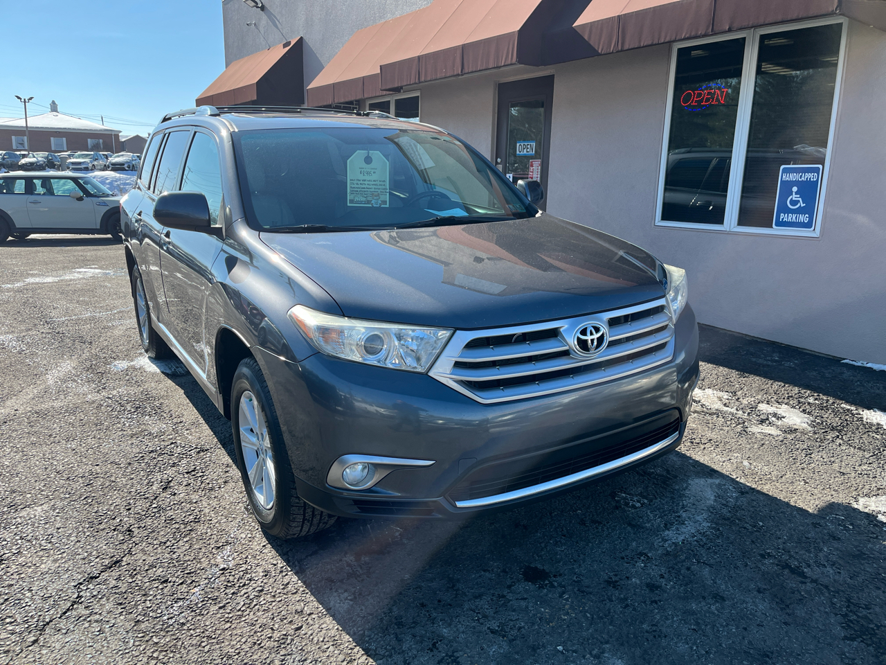Toyota Highlander SE 4D SUV AWD 2012