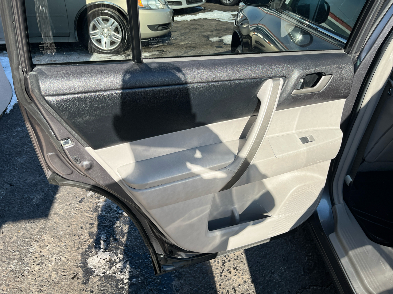 Toyota Highlander SE 4D SUV AWD 2012