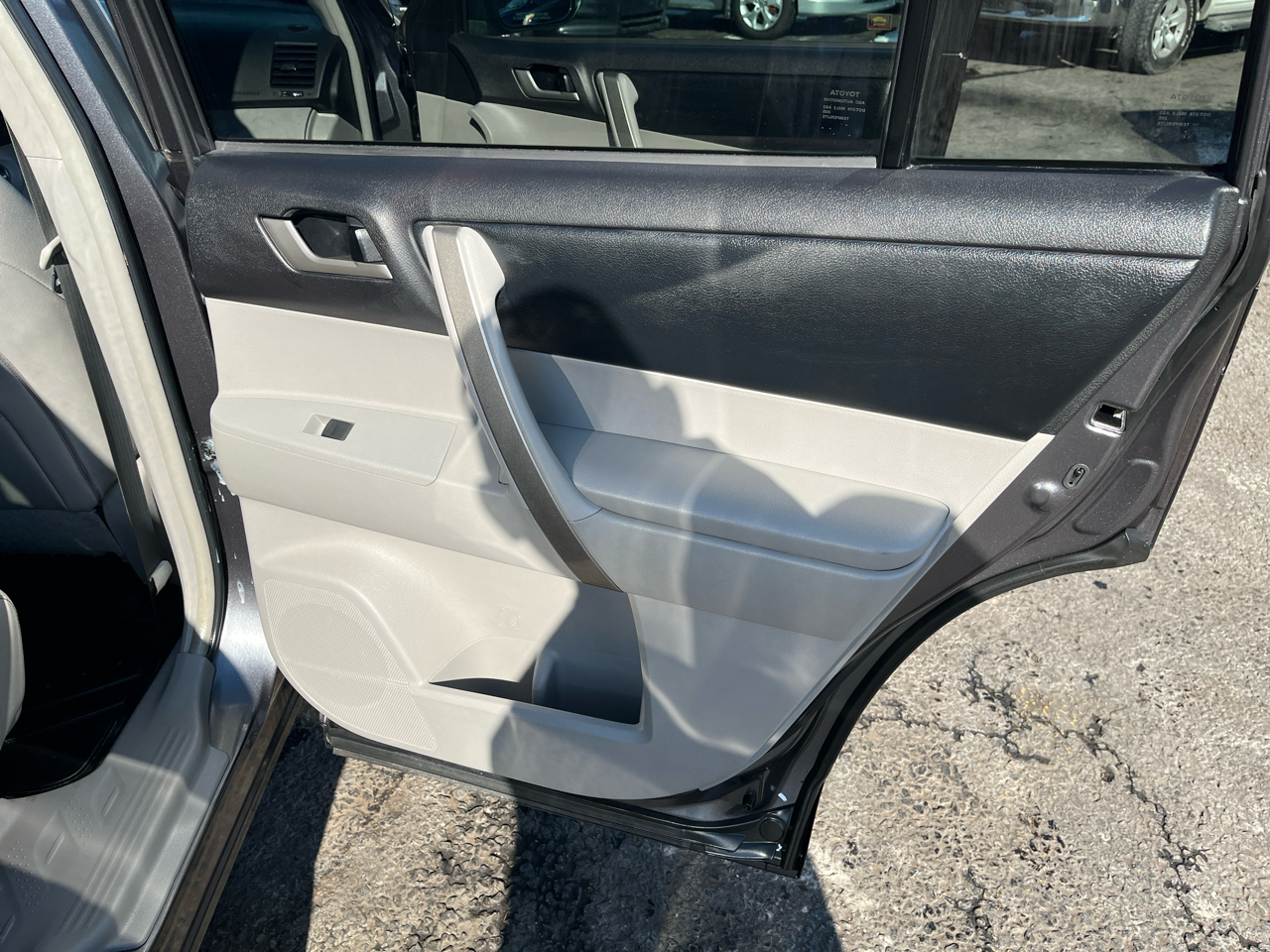 Toyota Highlander SE 4D SUV AWD 2012